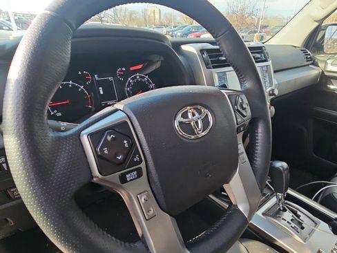Used 2021 Toyota 4Runner SR5 Premium w/ Moonroof Package image 5