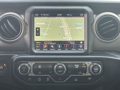 Used 2021 Jeep Wrangler Unlimited Sport AWD/4WD image 16