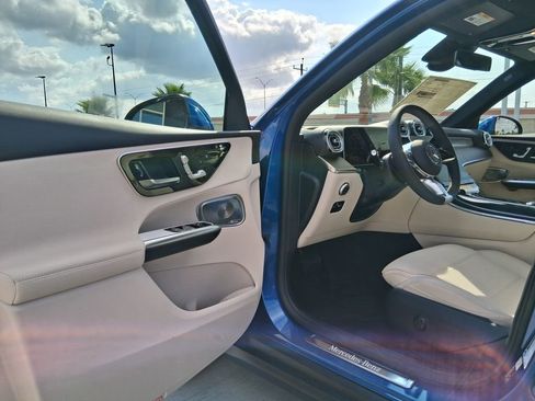 New 2026 Mercedes-Benz GLC 300 image 17