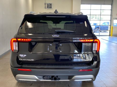 New 2026 Ford Explorer Platinum w/ LUX Leather Package AWD/4WD image 13