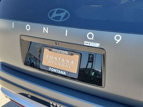 New 2026 Hyundai Ioniq 9 Limited AWD/4WD image 30