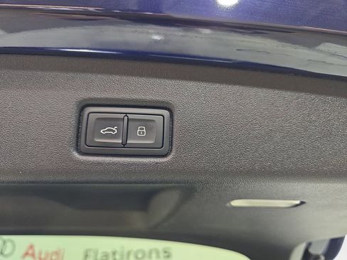 Certified 2025 Audi Q5 2.0T Premium Plus w/ Premium Plus image 13