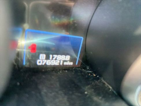 Used 2017 Subaru Outback 3.6R Touring AWD/4WD image 5