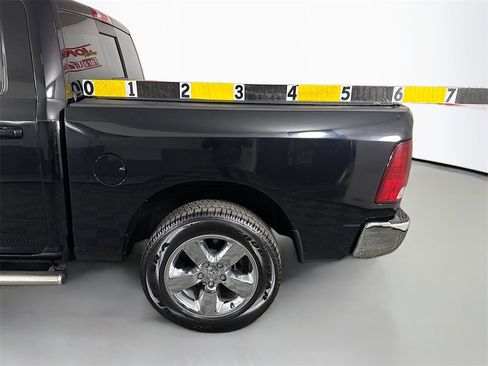 Used 2019 RAM 1500 Big Horn image 13