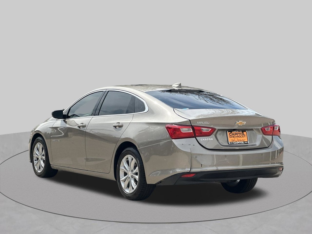 Used 2024 Chevrolet Malibu LT FWD image 3