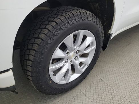 Used 2022 Chevrolet Silverado 1500 Custom AWD/4WD image 31
