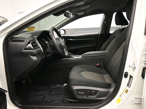 Used 2024 Toyota Camry LE image 11