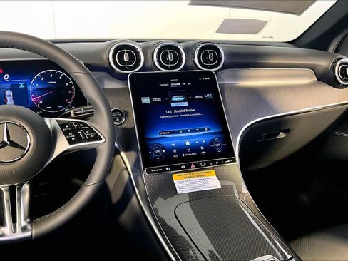 New 2026 Mercedes-Benz GLC 300 4MATIC image 8