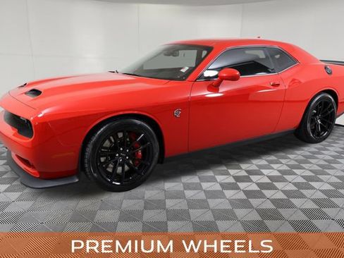 Used 2023 Dodge Challenger SRT Hellcat RWD image 11