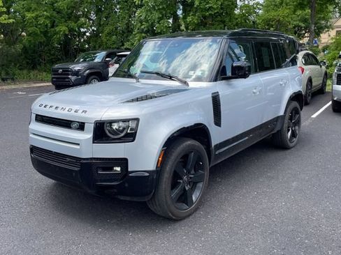 Used 2023 Land Rover Defender 110 X-Dynamic SE AWD/4WD image 1