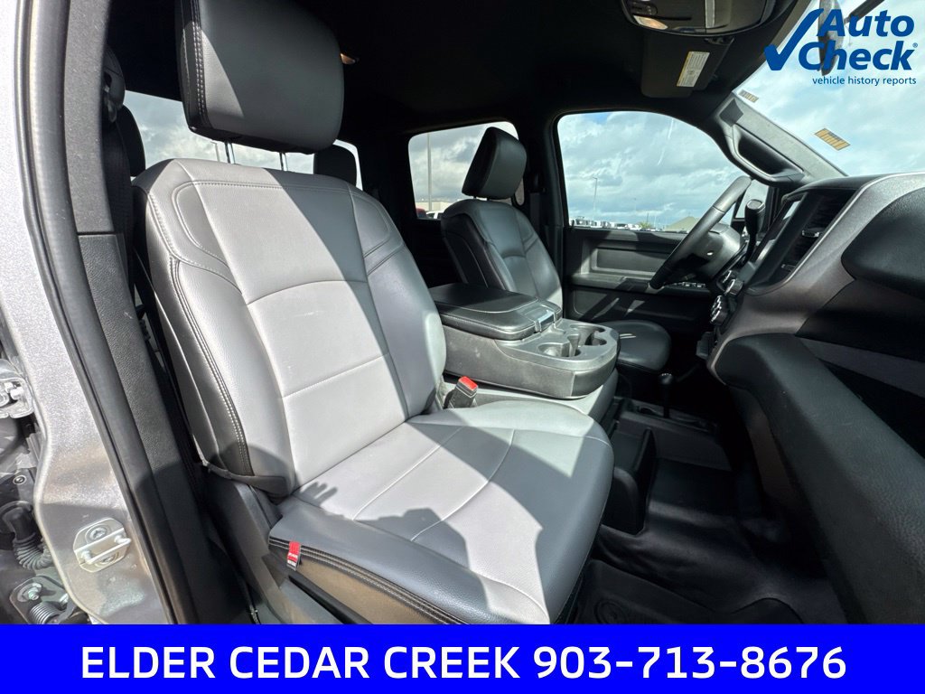 Used 2024 RAM 3500 Tradesman w/ Chrome Appearance Group AWD/4WD image 27