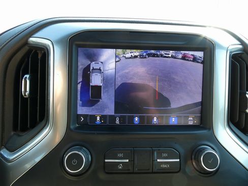 Certified 2020 Chevrolet Silverado 2500 LTZ w/ LTZ Plus Package image 32