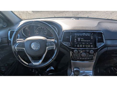 Used 2020 Jeep Grand Cherokee Laredo w/ Laredo X Package image 33
