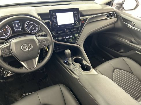 Used 2024 Toyota Camry SE FWD image 23