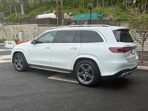 Used 2026 Mercedes-Benz GLS 450 4MATIC image 5