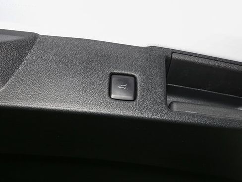 Used 2023 Ford Escape ST-Line w/ Tech Pack #1 image 12