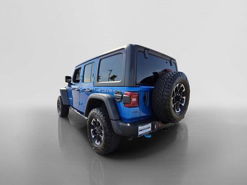 Used 2024 Jeep Wrangler Unlimited Rubicon 4xe w/ Capability Package AWD/4WD image 3