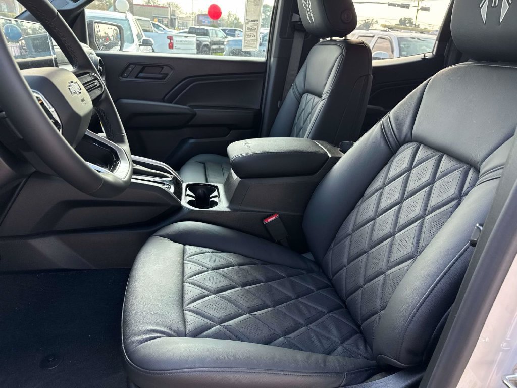 New 2026 Chevrolet Colorado Trail Boss AWD/4WD image 8