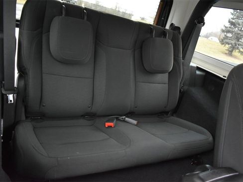 Used 2018 Jeep Wrangler Sport image 28