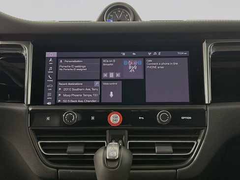 Used 2026 Porsche Macan image 17