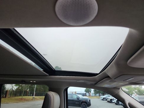 Used 2024 Ford F150 Platinum w/ Equipment Group 703A Plus image 10