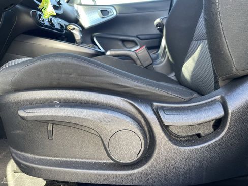 Used 2023 Kia Soul LX w/ Option Group 015 image 10