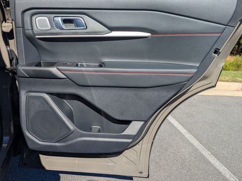 New 2026 Ford Explorer ST w/ Sun And Sound Package image 36