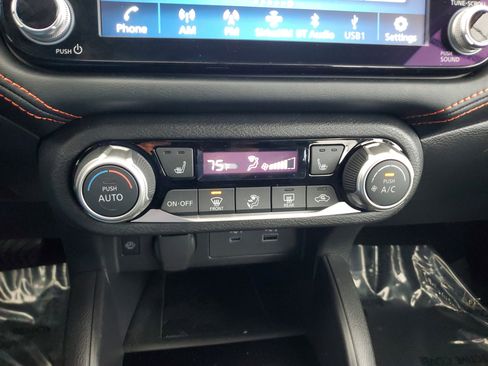 Certified 2023 Nissan Versa SR w/ Trunk Package image 19