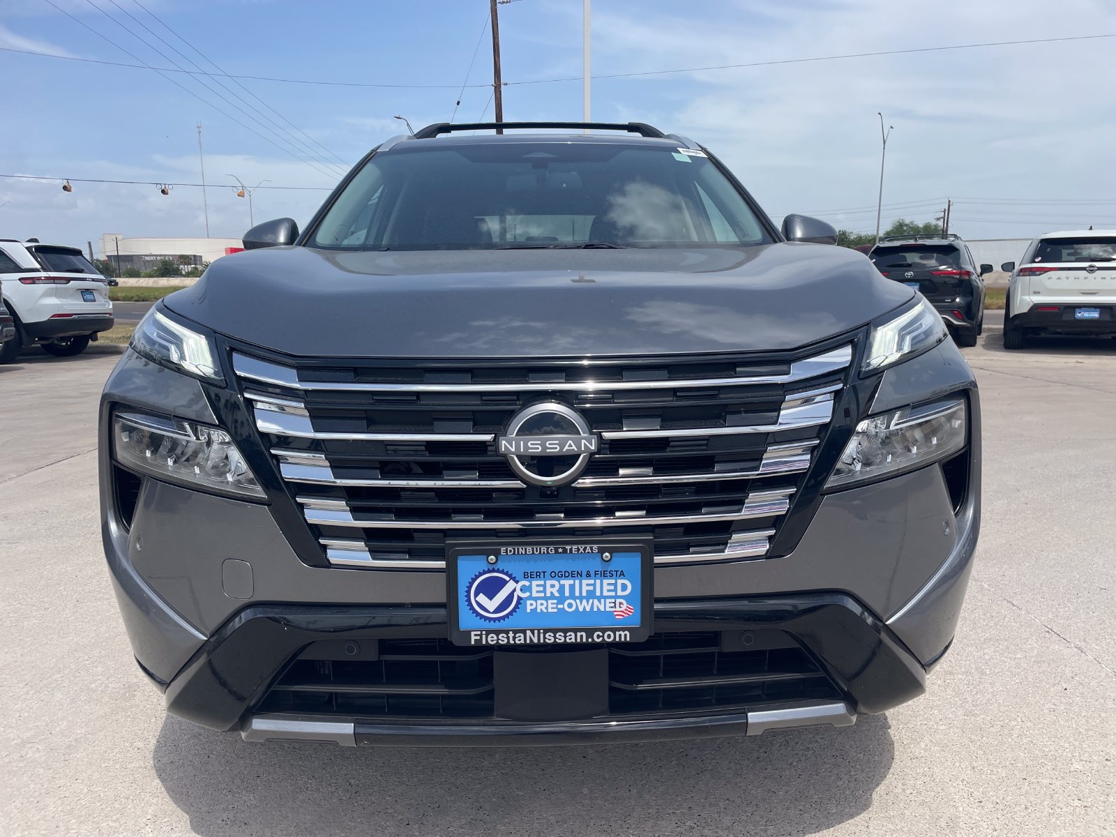Used 2026 Nissan Rogue Platinum w/ Platinum Premium Package AWD/4WD image 8