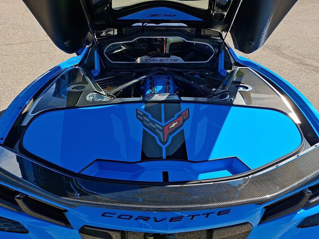 Used 2020 Chevrolet Corvette Stingray Preferred Cpe w/ 2LT Preferred Equipment Group RWD image 33