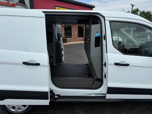 Used 2022 Ford Transit Connect XLT FWD image 10