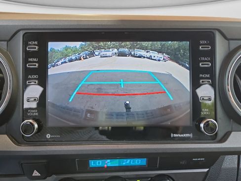 Used 2022 Toyota Tacoma TRD Off-Road RWD image 37