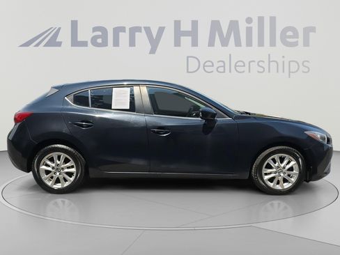 Used 2014 MAZDA MAZDA3 i Touring FWD image 9