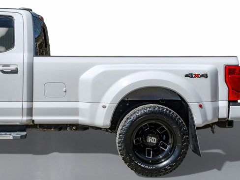 Used 2021 Ford F350 Lariat w/ Lariat Value Package image 12