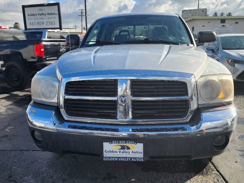 Used 2005 Dodge Dakota SLT w/ Trailer Tow Group image 9