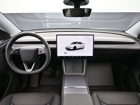 Used 2026 Tesla Model Y 2WD image 25