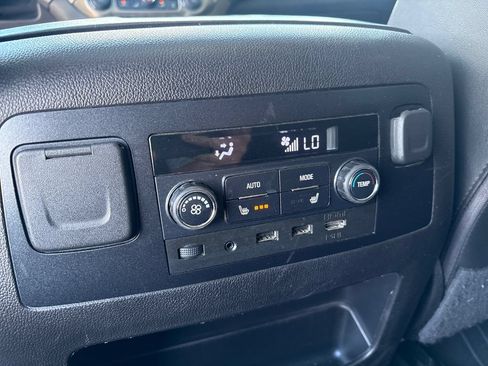 Used 2019 GMC Yukon XL Denali w/ Open Road Package AWD/4WD image 40