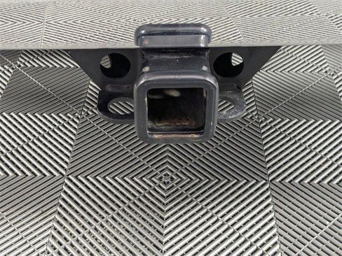 Certified 2025 GMC Sierra 1500 SLT image 29