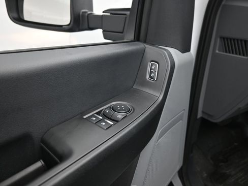 New 2025 Ford F550 2WD Regular Cab Super Duty image 9