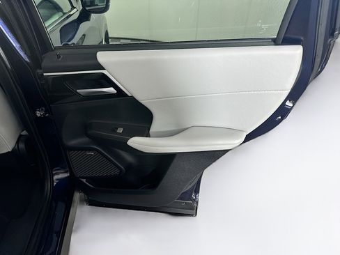 Used 2025 Mitsubishi Outlander SE image 31