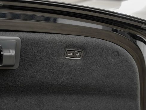 Used 2023 Porsche Taycan image 48