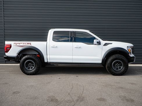 Used 2025 Ford F150 Raptor image 29
