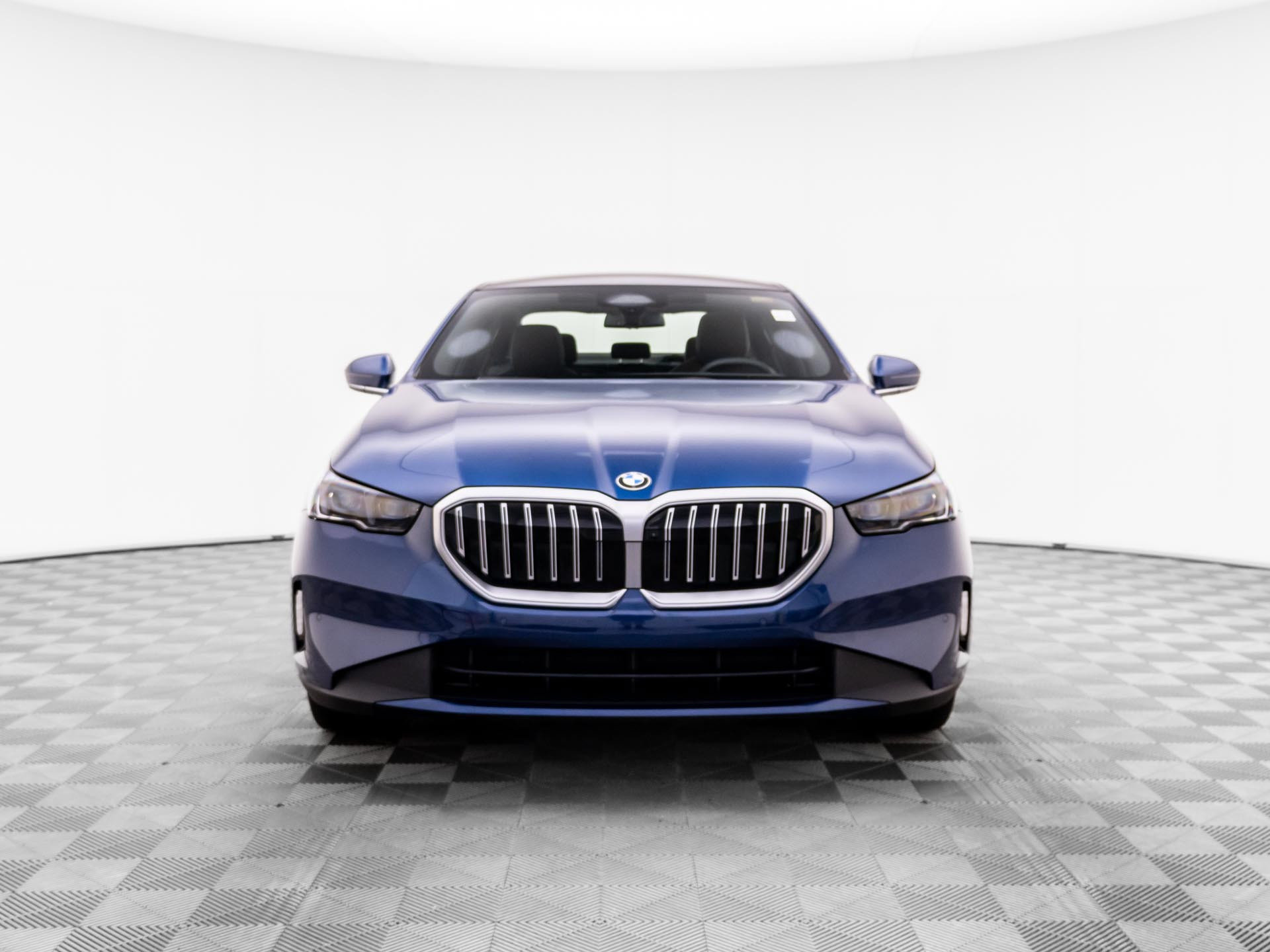 Certified 2026 BMW 540i xDrive AWD/4WD image 8