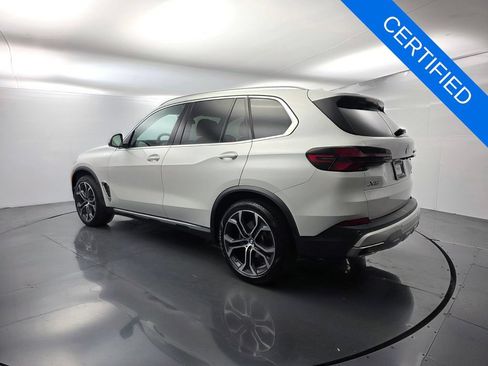 Used 2024 BMW X5 sDrive40i w/ Premium Package RWD image 6