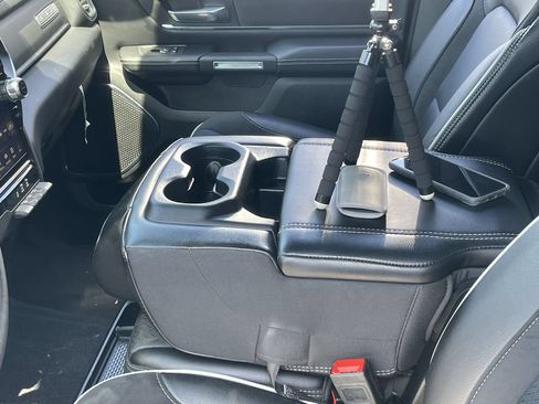Used 2025 RAM 1500 Laramie AWD/4WD image 21