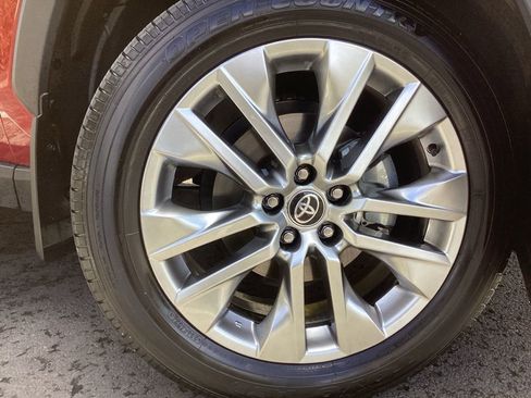 Used 2025 Toyota RAV4 Limited w/ Advanced Technology Package image 6