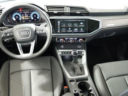 Used 2025 Audi Q3 2.0T Premium w/ Convenience Package image 20