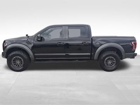 Used 2019 Ford F150 Raptor w/ Equipment Group 802A Luxury AWD/4WD image 9