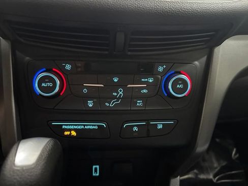 Used 2017 Ford Escape SE AWD/4WD image 21