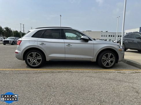 Used 2019 Audi Q5 2.0T Premium Plus w/ Premium Plus Package AWD/4WD image 5